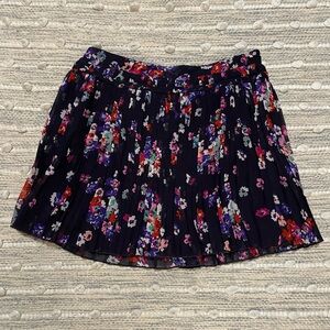 American Eagle Outfitters Floral Mini Skirt - Black and Multicolor